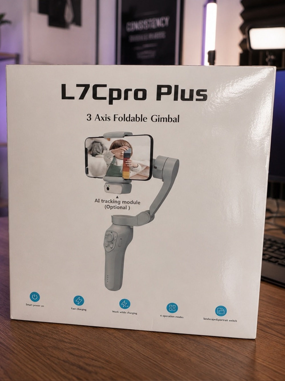 L7Cpro Plus 3-Axis Foldable Gimbal - Light Gray